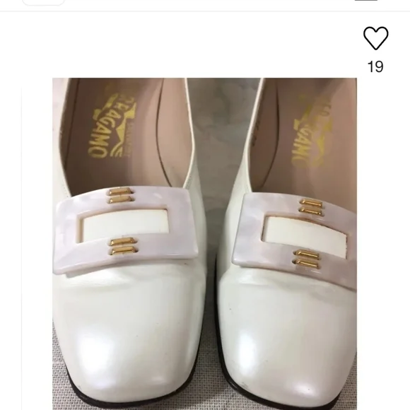 Salvatore Ferragamo Pearl White Heels Size 9AA - Picture 7 of 11